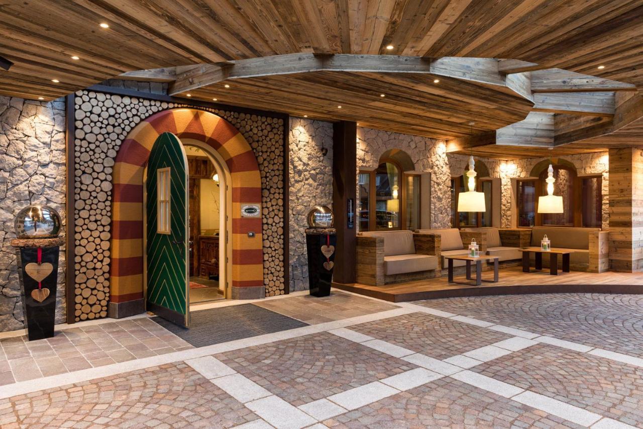 Croce Bianca Leisure & Spa Hotel กานาเซย์ ภายนอก รูปภาพ