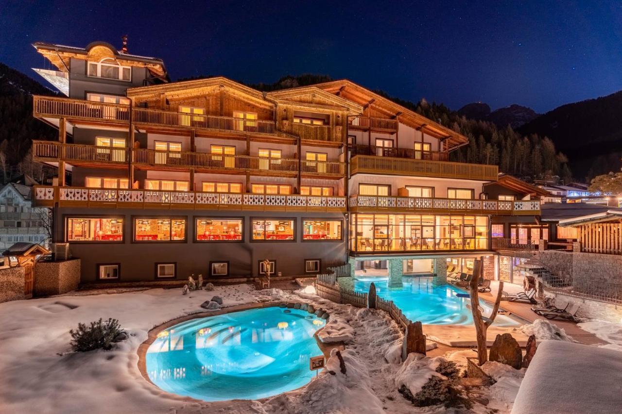 Croce Bianca Leisure & Spa Hotel กานาเซย์ ภายนอก รูปภาพ