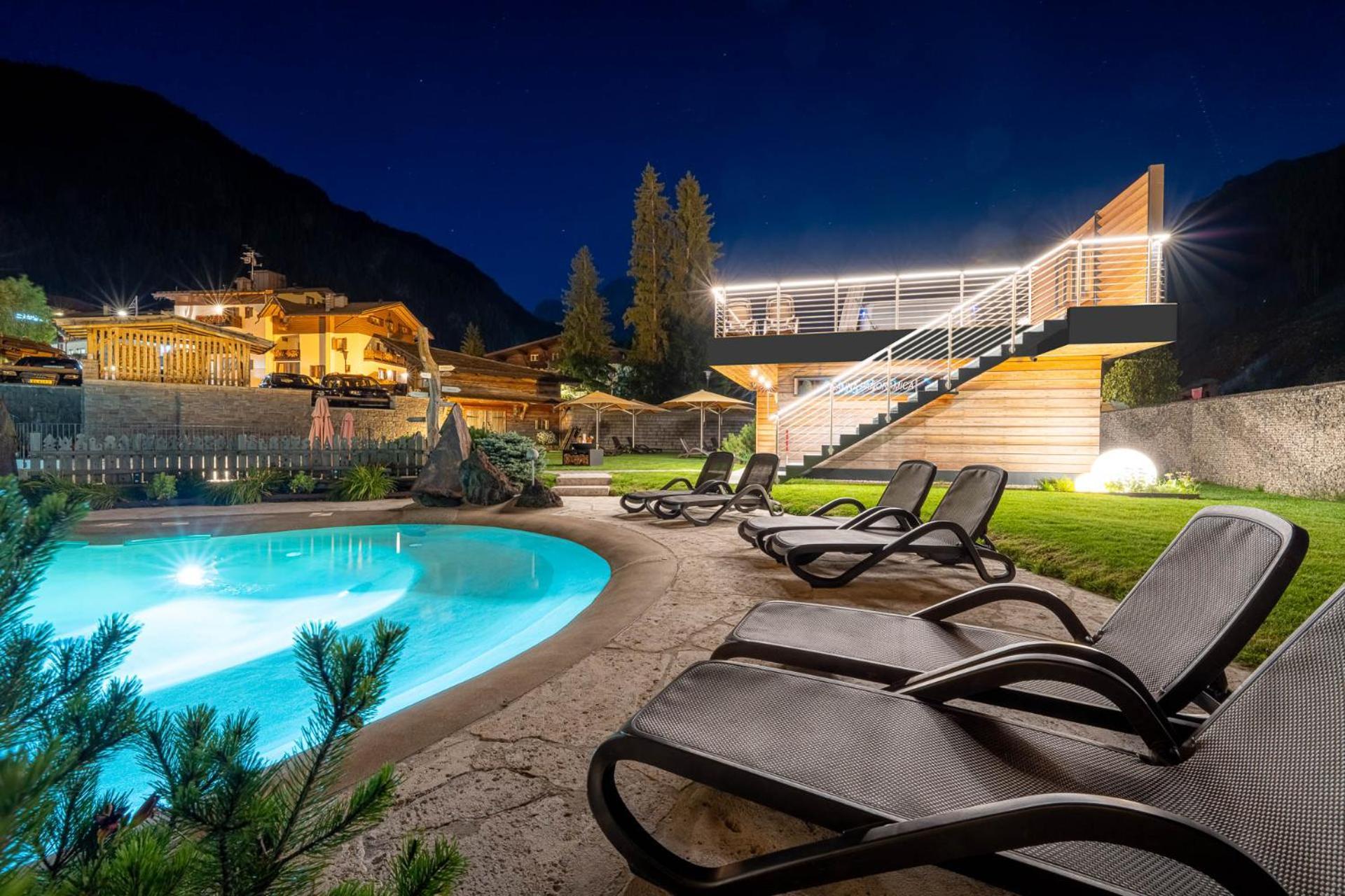 Croce Bianca Leisure & Spa Hotel กานาเซย์ ภายนอก รูปภาพ