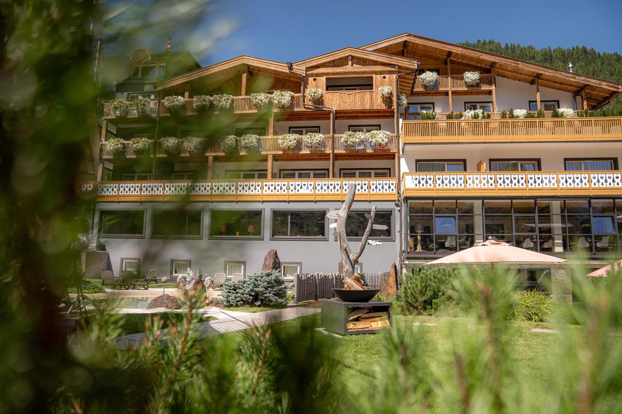 Croce Bianca Leisure & Spa Hotel กานาเซย์ ภายนอก รูปภาพ