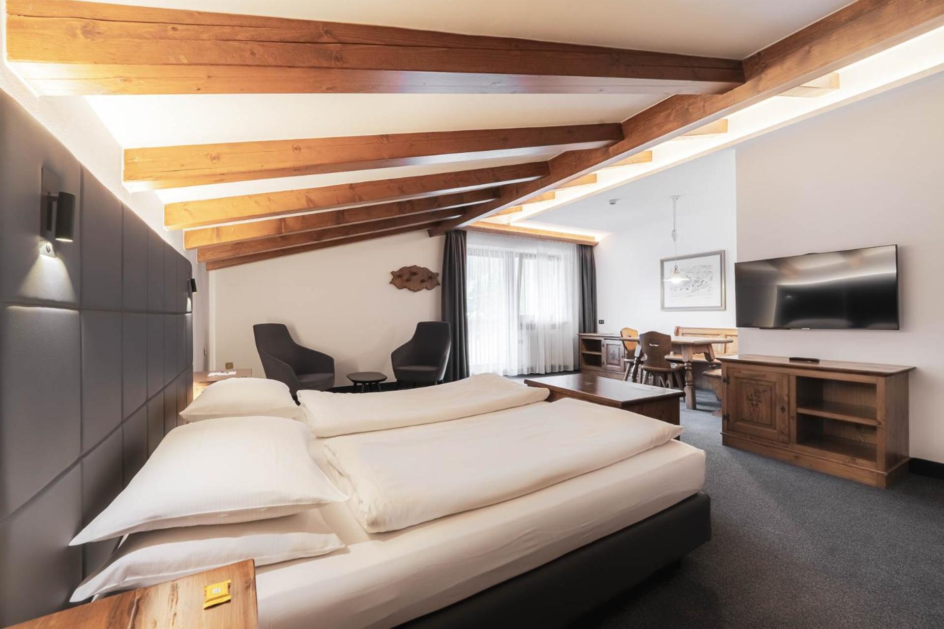 Croce Bianca Leisure & Spa Hotel กานาเซย์ ภายนอก รูปภาพ