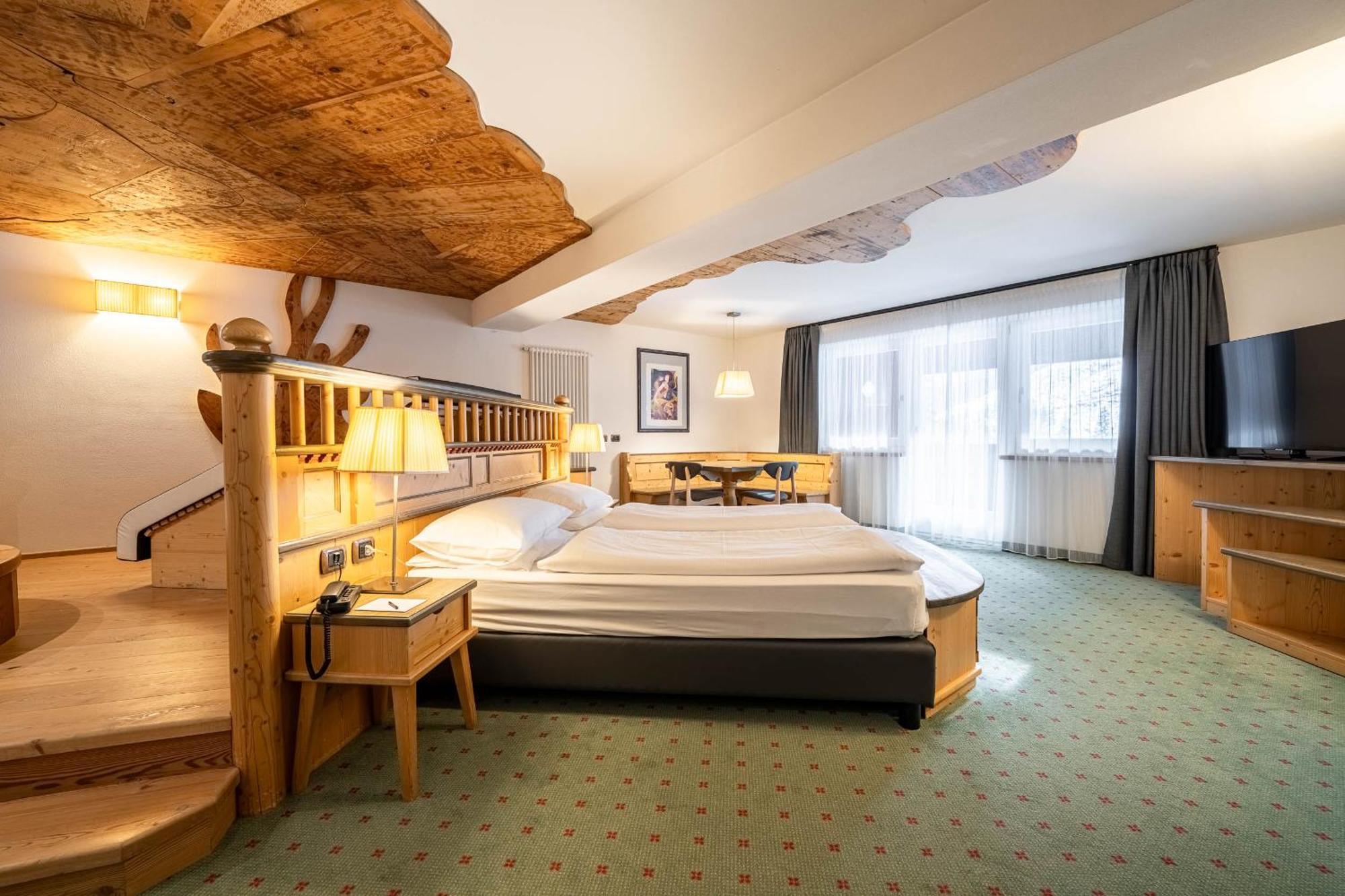 Croce Bianca Leisure & Spa Hotel กานาเซย์ ภายนอก รูปภาพ