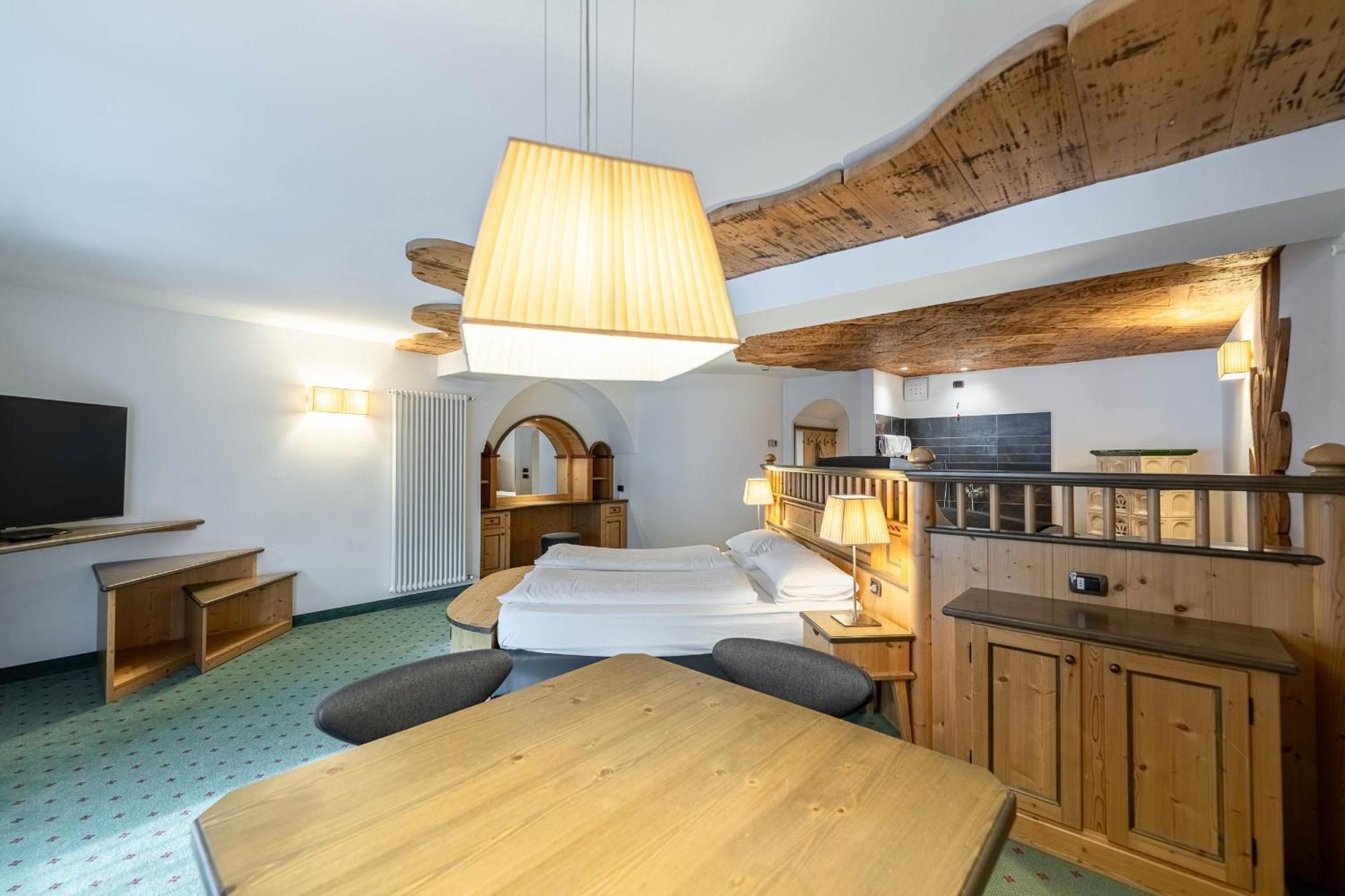 Croce Bianca Leisure & Spa Hotel กานาเซย์ ภายนอก รูปภาพ