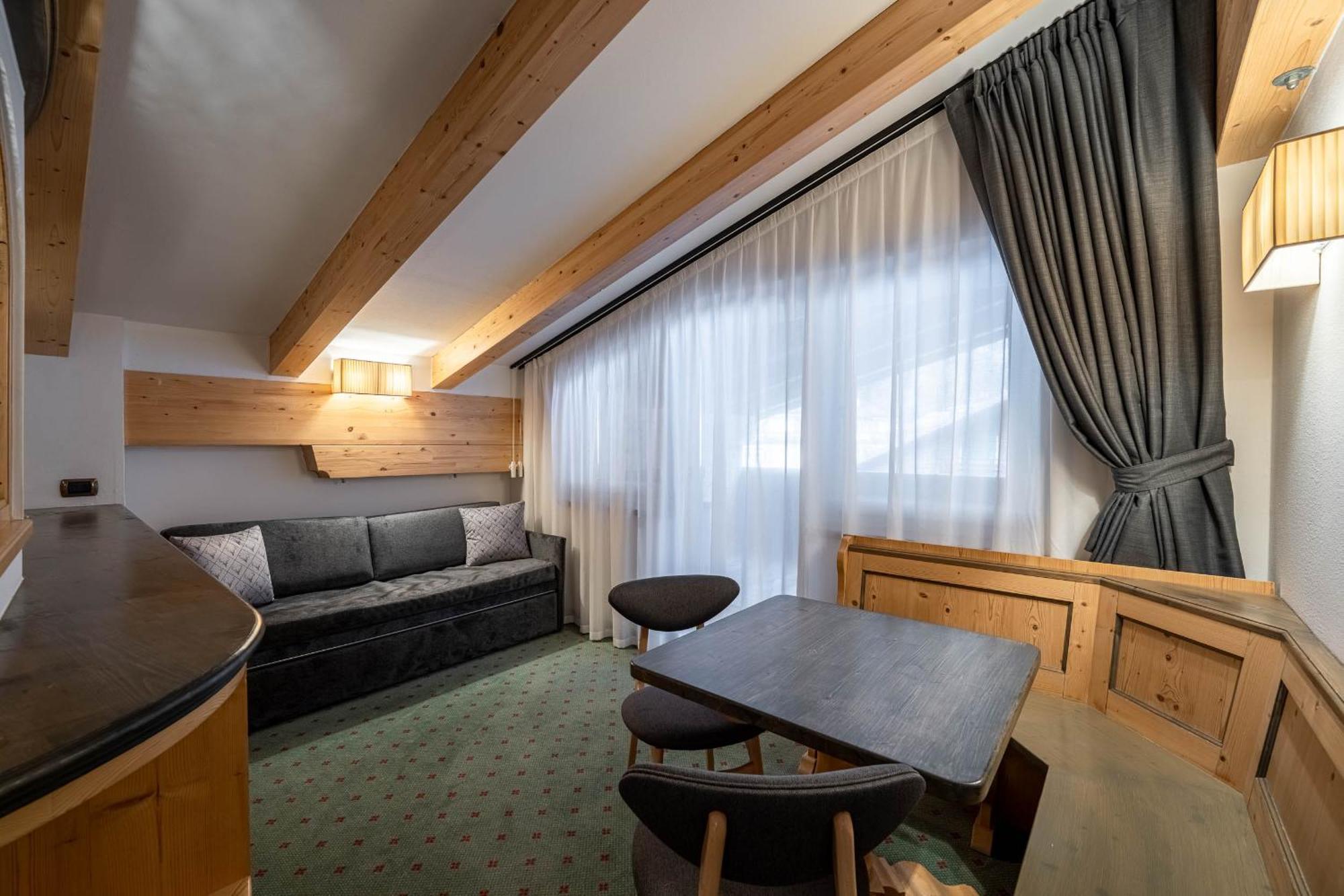 Croce Bianca Leisure & Spa Hotel กานาเซย์ ภายนอก รูปภาพ